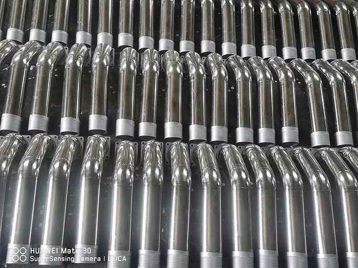 發(fā)動(dòng)機(jī)中冷管