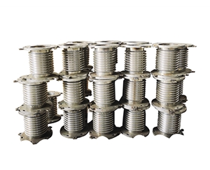 發(fā)動機中冷管