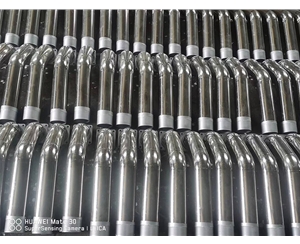 發(fā)動機中冷管