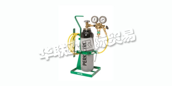 PERKEO的名字是18世紀普拉提納選舉人Karl III Philipp的宮廷小丑和矮人的名字。這個小家伙在1702年左右第一次看到了光，并用名字Clemens進行了洗禮。十六歲時，他被卡爾·菲利普任命為宮廷小丑。選民，享受著美酒的樂趣，對年輕的克萊門斯能夠舉起酒的方式印象深刻。